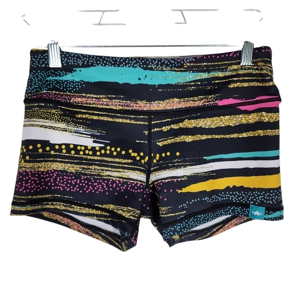 WODBOTTOM MID-RISE ATHLETIC BOOTY SHORTS